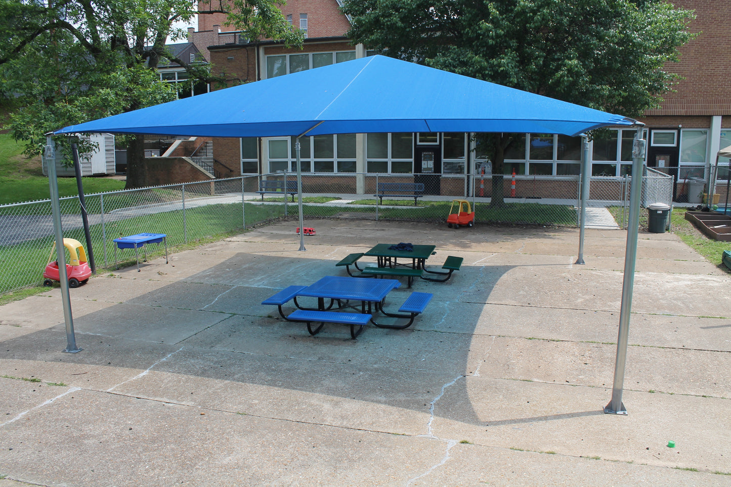 Stand Alone Shade Structure 18' x 20'